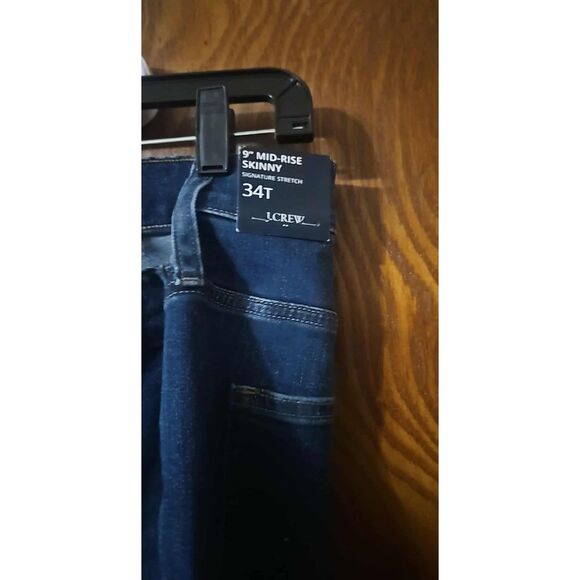 J. Crew 9" mid-rise skinny jeans - Picture 3 of 3